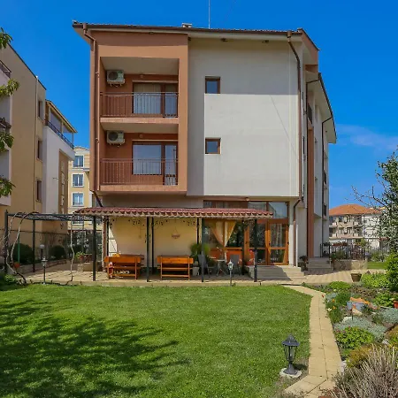 Holiday home Family 2bedroom With In Dafinka Ge *